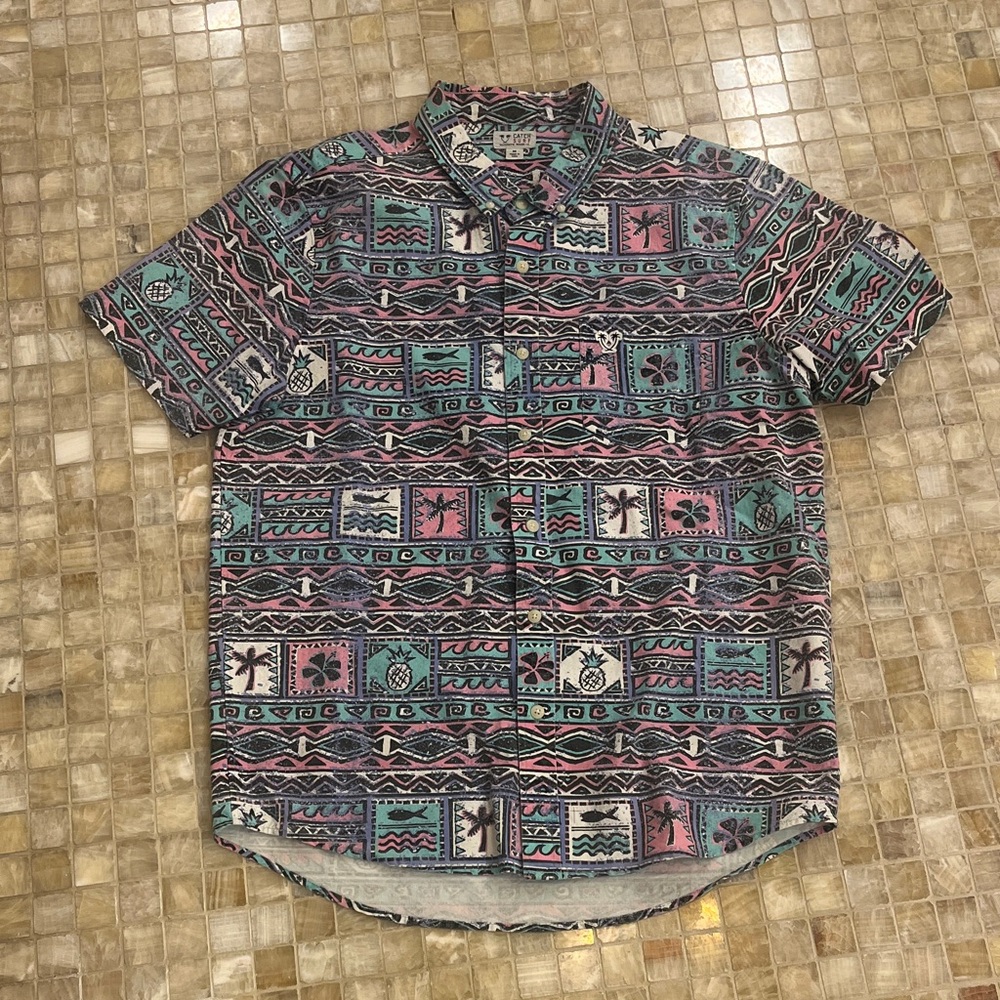 Catch Surf Men’s Patterned Short Sleeve Shirt NWOT